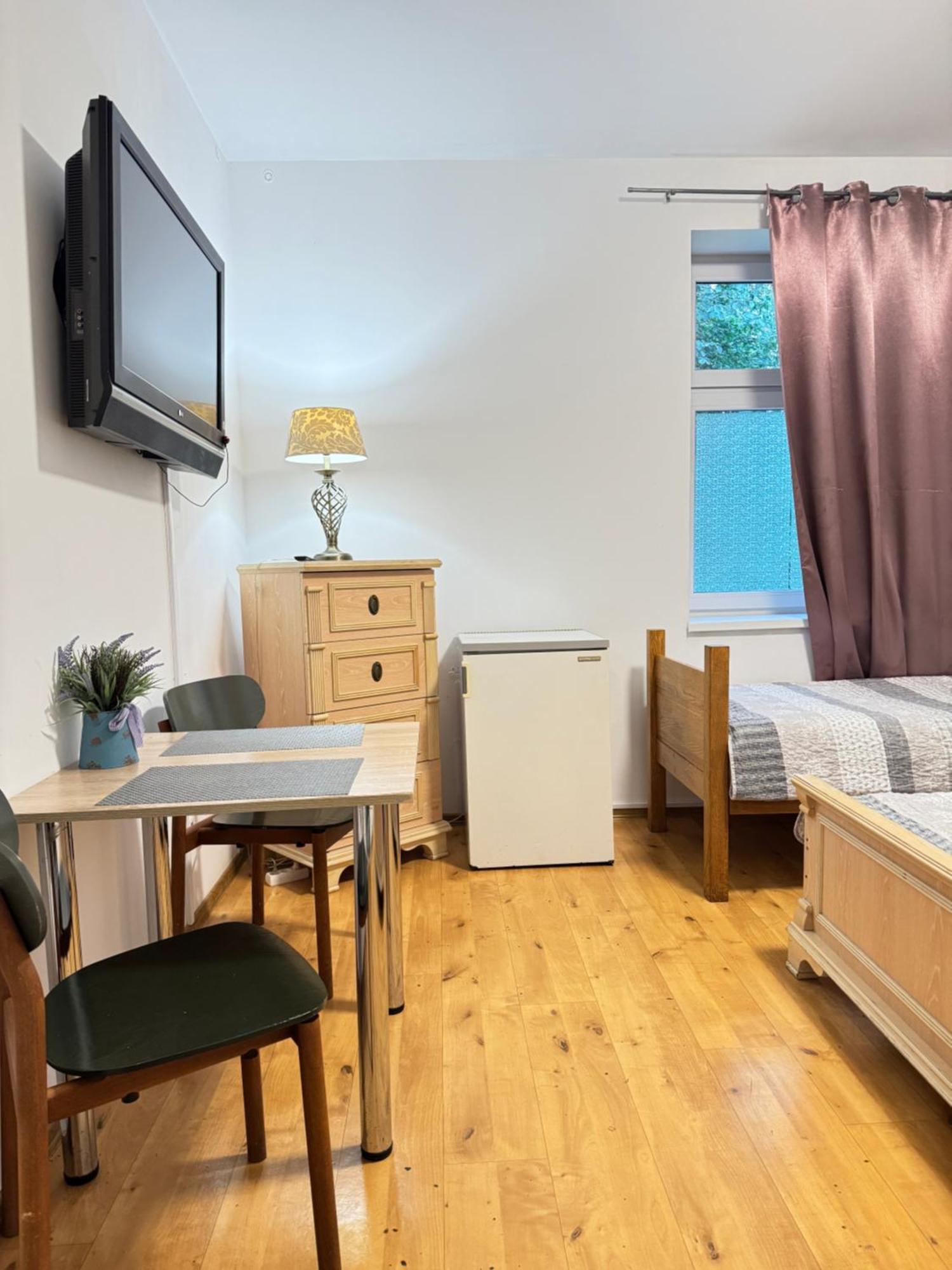 Koral Hostel *