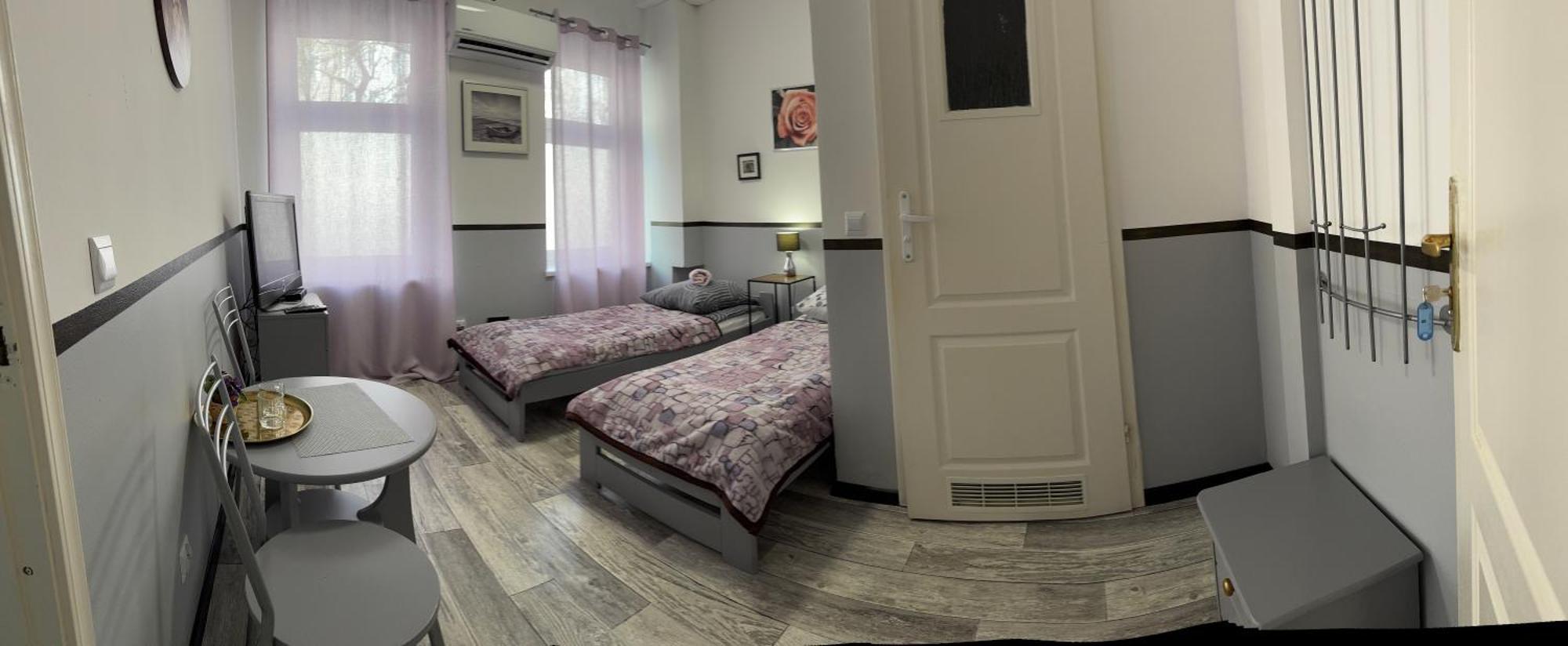Hostel Koral *